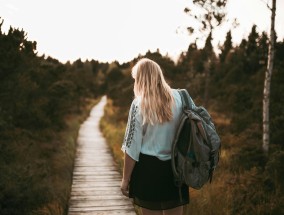 旅游地名朋友圈，记录美好瞬间，分享独特风情,旅游地名朋友圈怎么写