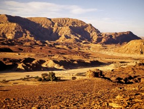 坐高铁去广西旅游，领略壮美风光与独特文化,坐高铁去广西旅游要多久