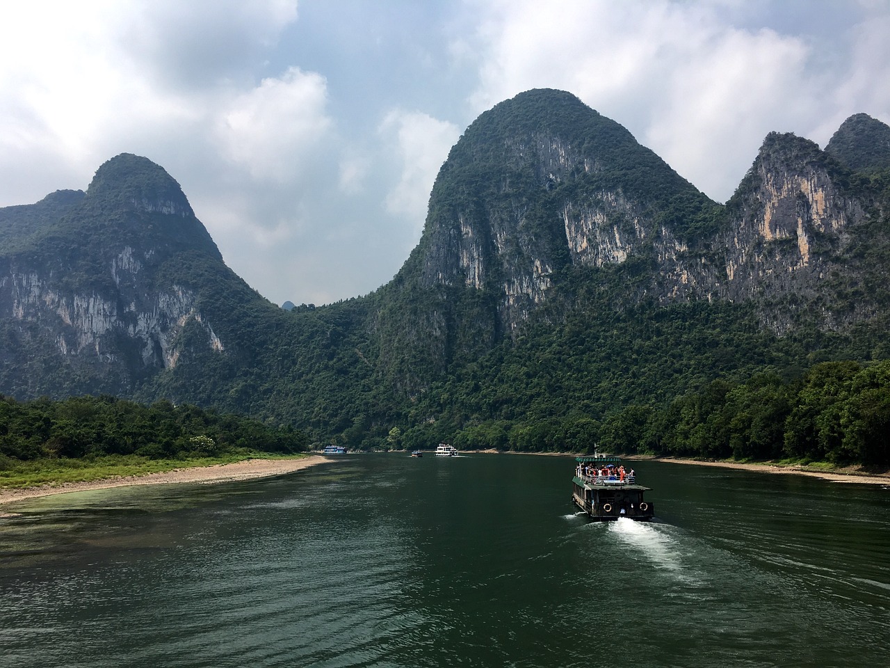 南宁龙井茶叶，品质之选，联系无忧,广西龙井村景区  第1张