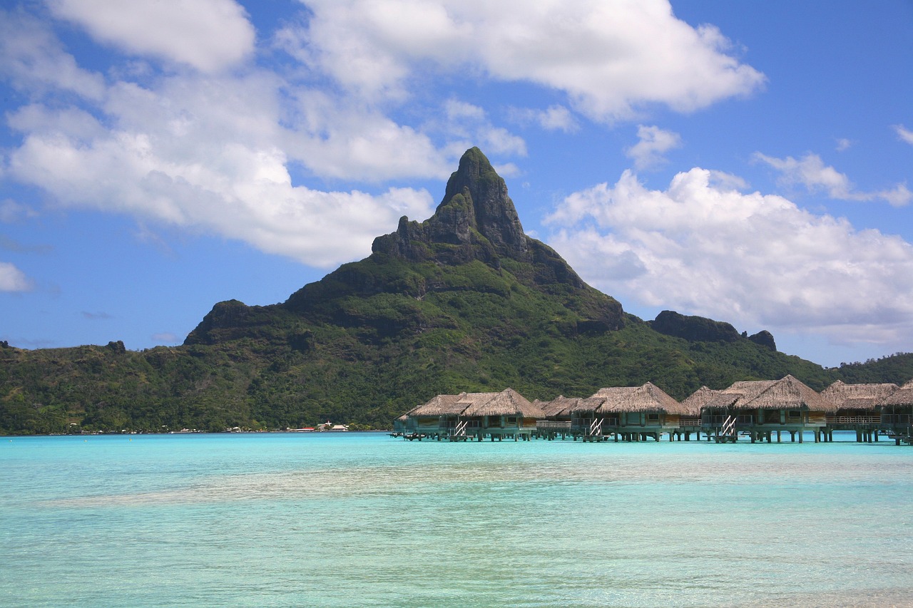 宁波东钱湖旅游中心，探索自然与人文的交融之美,宁波东钱湖旅游度假村  第1张