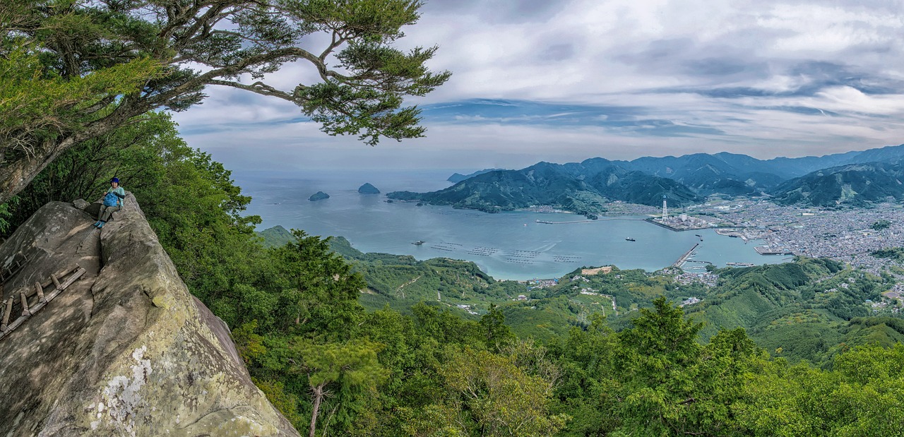 广南县八宝镇旅游，探秘山水间的魅力与风情,广南县八宝镇旅游景点电话号码  第1张