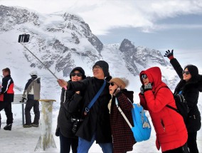 导游与旅游团，旅游活动中的纽带与核心,导游和旅游团的区别