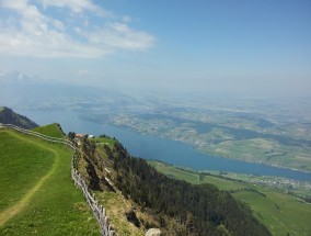 盘县旅游开发，潜力与策略,盘县景区