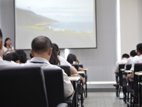 台籍人大代表热议政府工作报告，展望与期待,台籍人大代表热议政府工作报告范文