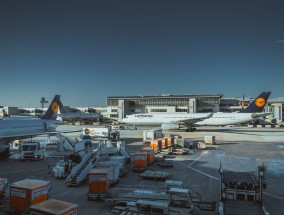 韩国空难乘客遗物装满一卡车，一段无尽的悲痛与怀念,韩国客机空难