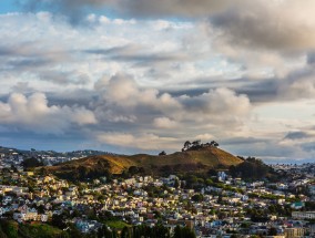 泰安泰山旅游攻略，登顶之旅与历史文化之旅,泰安泰山风景区门票多少钱