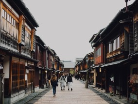 海南黎族村寨，探寻独特的旅游景点,海南黎族村寨旅游景点图片