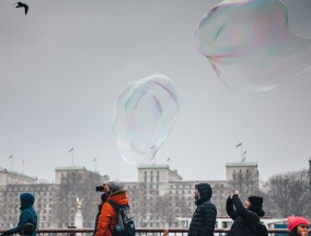 早晨瑜伽的作用，唤醒身心，开启活力一天,早晨瑜伽动作