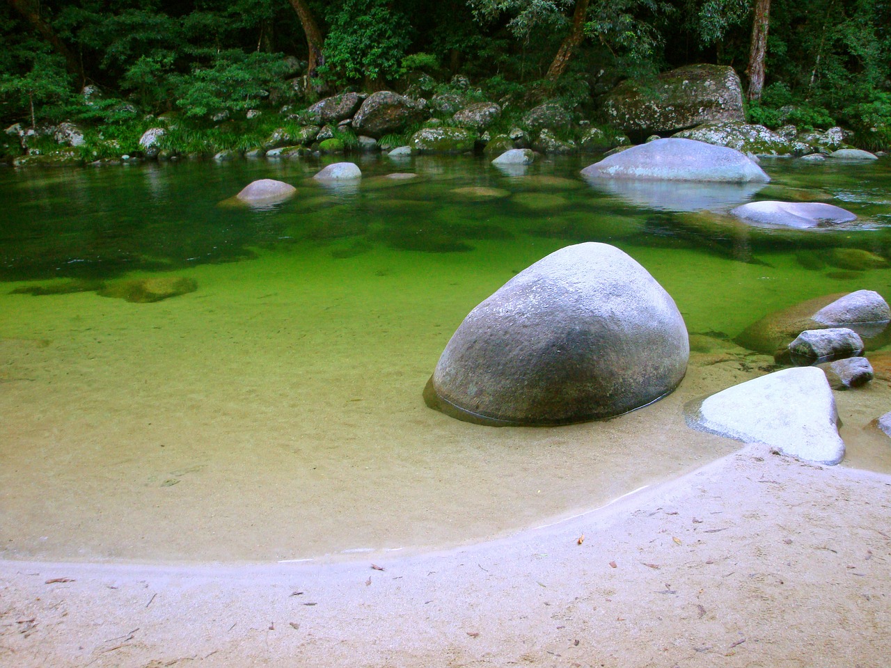 东极岛，探寻中国最东端的神秘旅游景点,东极岛旅游景点介绍  第1张